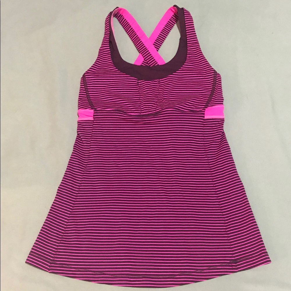 Lululemon workout top